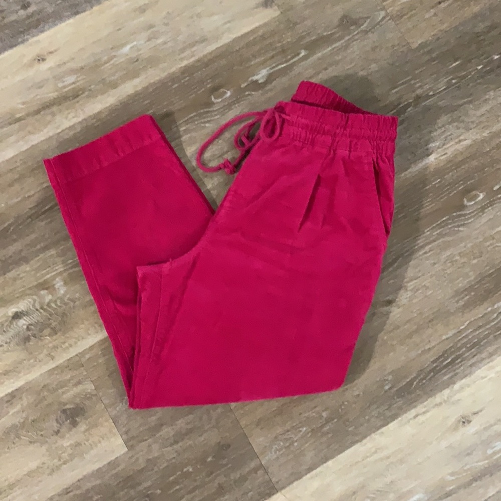 Gap-High Rise Corduroy Joggers EUC